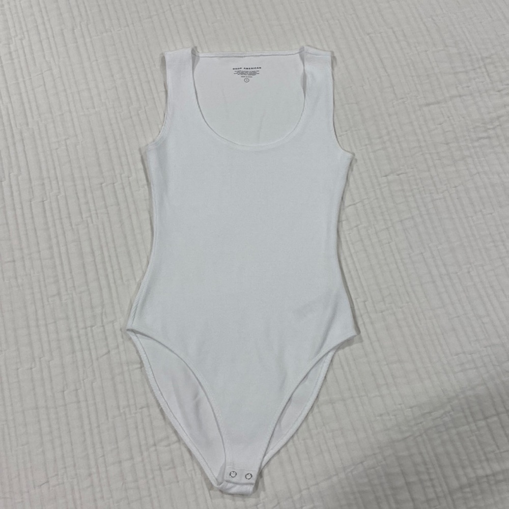 Good American bodysuit size 1 white like new